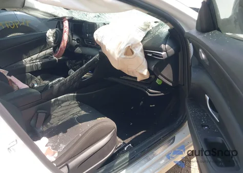 2025 Hyundai Elantra Se z USA, uszkodzony, nr VIN KMHLL4DGXSU943958